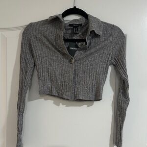 Forever 21 Charcoal Ribbed Button-Up Crop Top